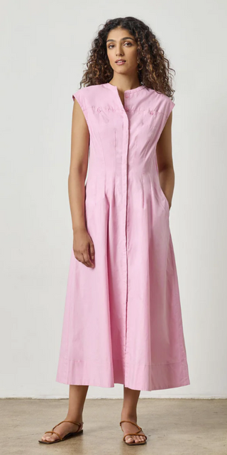 Sleeveless Seamed Maxi Dress in Taffy