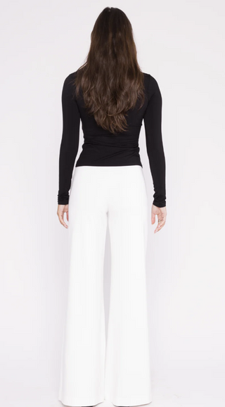 Turtleneck in Black