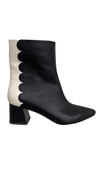 Melanie Bootie in Black/White