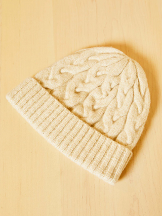 Luca Beanie in Dove