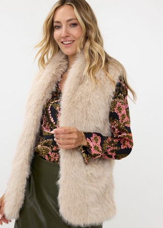 Gilet Fur Vest in Sand